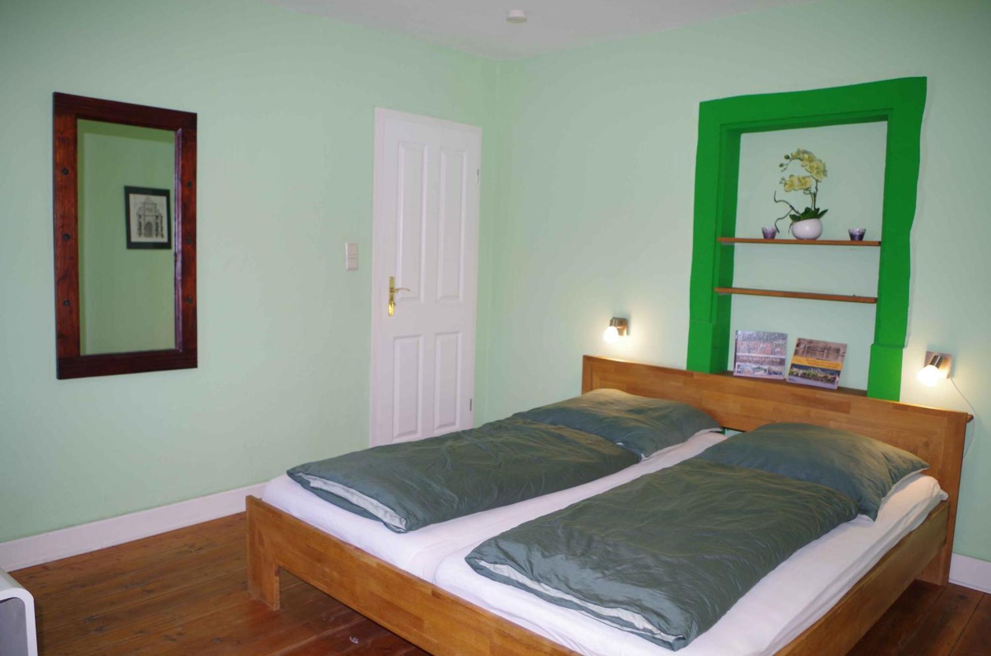 Ferien-Wohnung Am Menzer-Park Neckargemund Bagian luar foto
