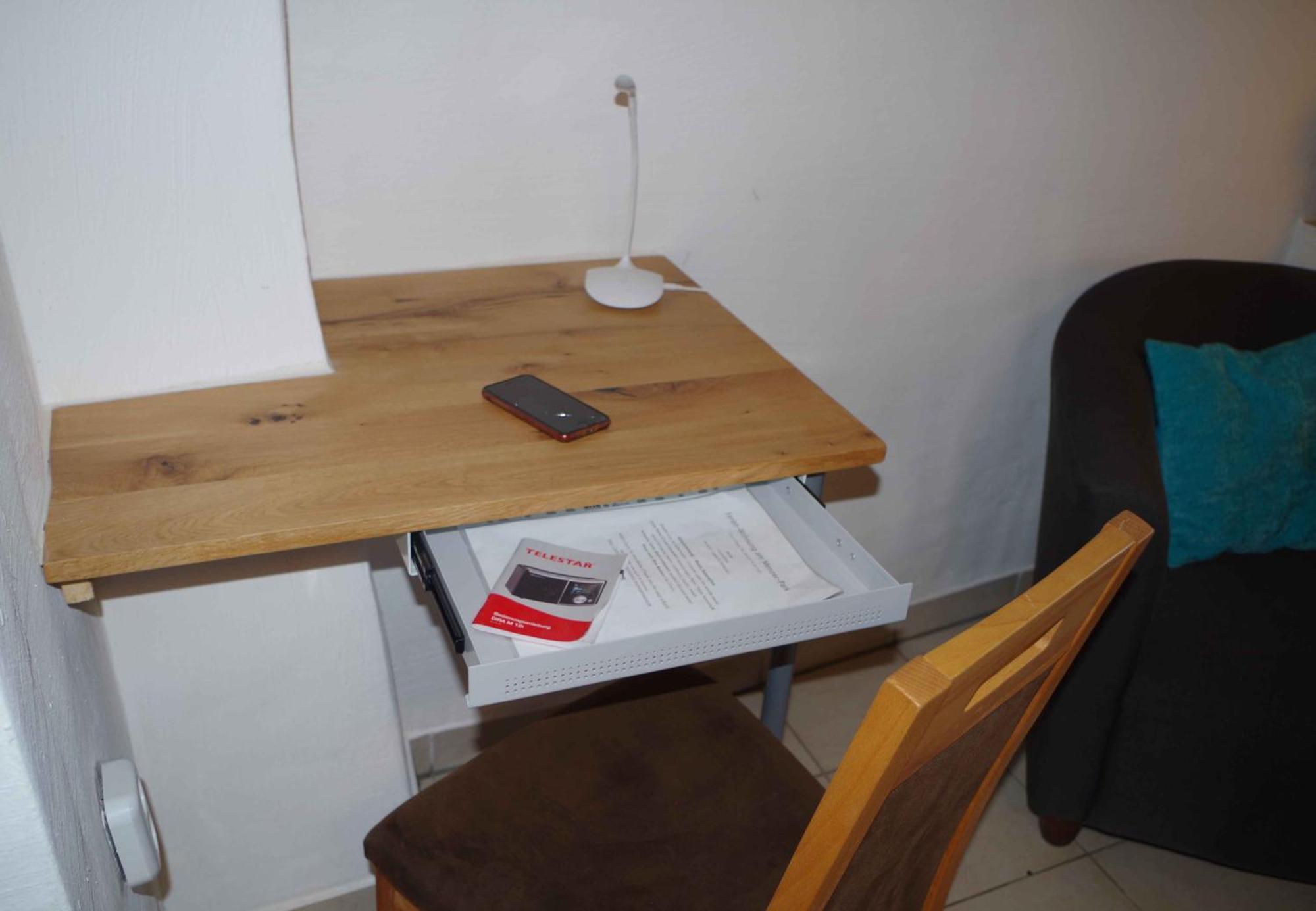 Ferien-Wohnung Am Menzer-Park Neckargemund Bagian luar foto